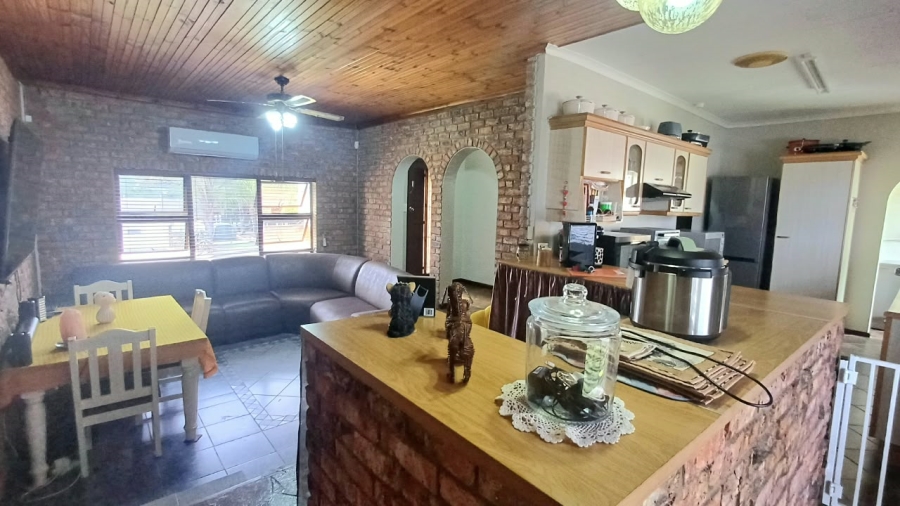 3 Bedroom Property for Sale in Strelitzia Park Eastern Cape